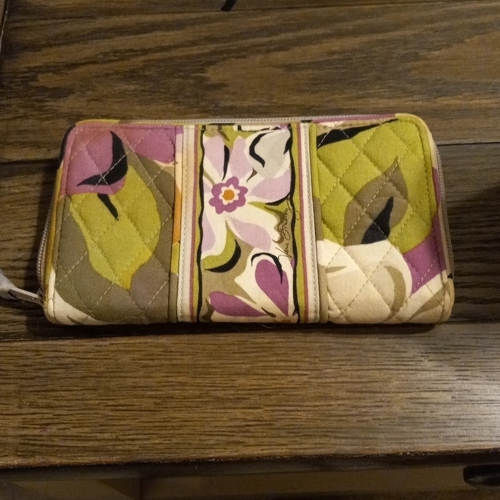 Vera Bradley Zip Around Clutch - Picture 2 of 6
